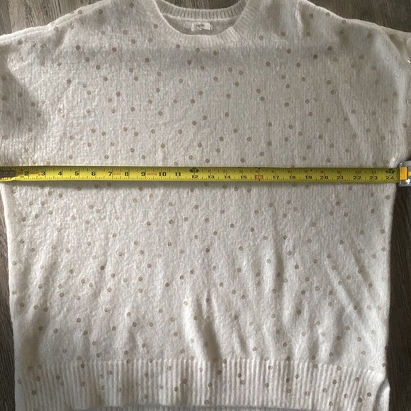 Cozy metallic gold dot cream color sweater size xl - Picture 5 of 5